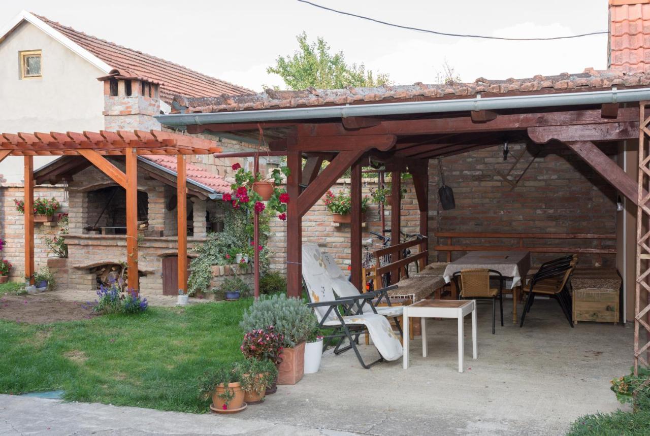 Vesna Apartment Vukovar Exterior foto